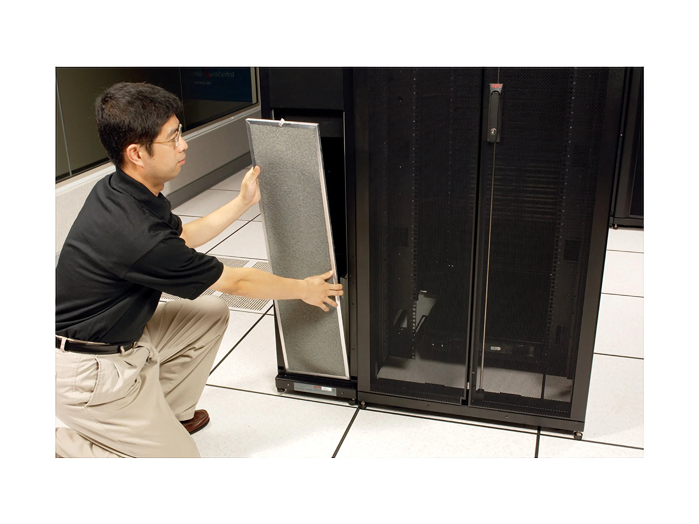 APC 2J Onsite Gar Erw fuer Symmetra PX