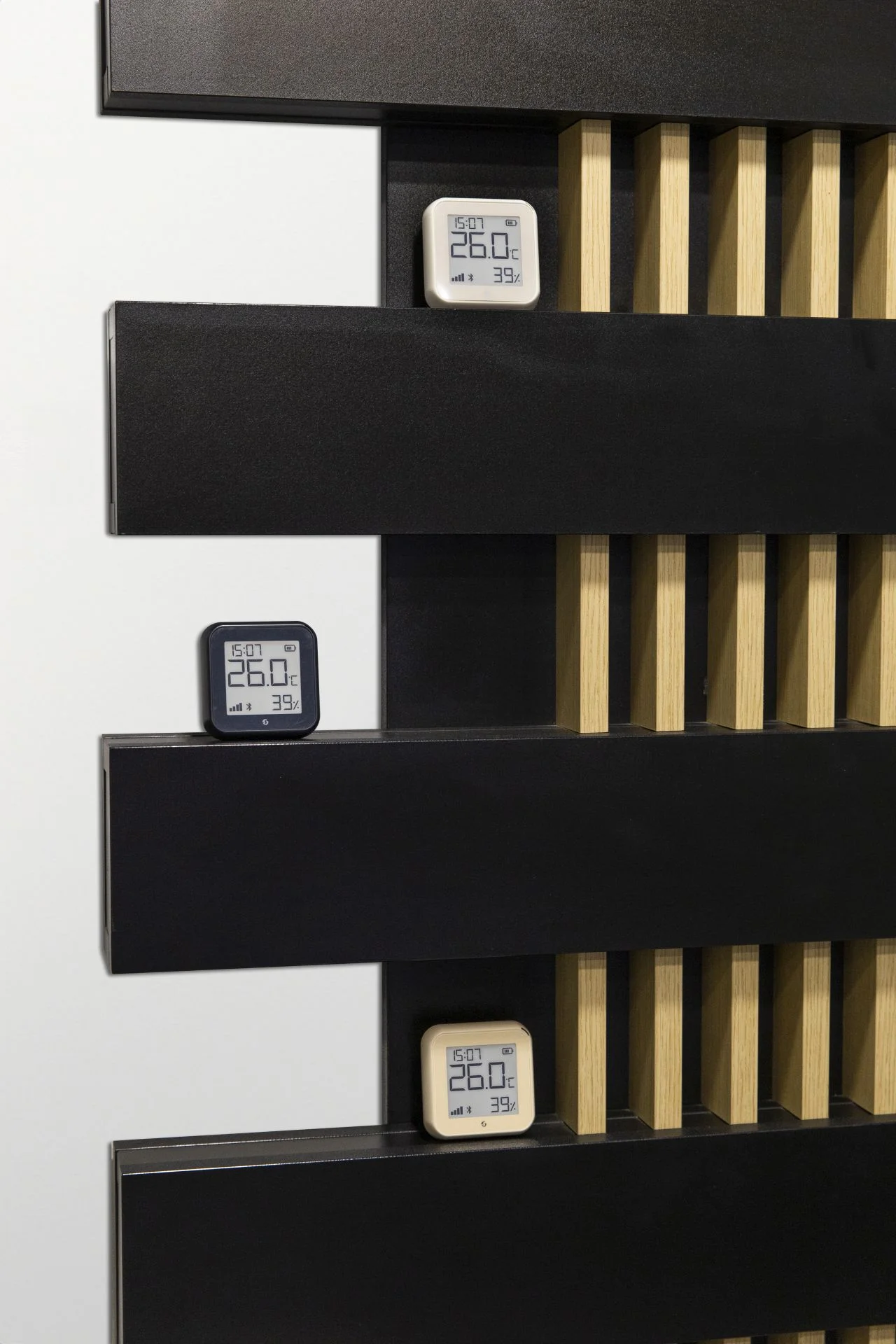 Shelly · Plug & Play · " H&T Gen. 3 Mocha" · Temperatur- & Feuchtigkeitssensor · WLAN · BT · USB C / Batterie (n.e.)