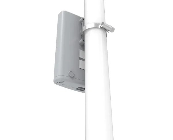 MikroTik PowerBOX RB750P-PBr2, 5x 10/100, 4x POE, outdoor