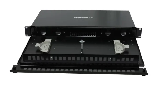 LWL-Patchpanel Spleisbox,19", 18xLC-Duplex-Buchsen, OM3, 50/125u Multimode, incl.Pigtails, Schwarz, Synergy 21,