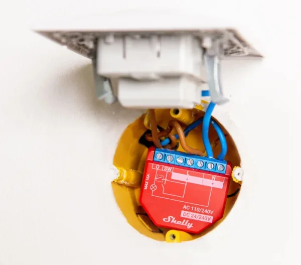 Shelly · Unterputz · " Plus 1PM" · Relais · max. 16A · 1 Kanal · Messfunktion · WLAN · BT