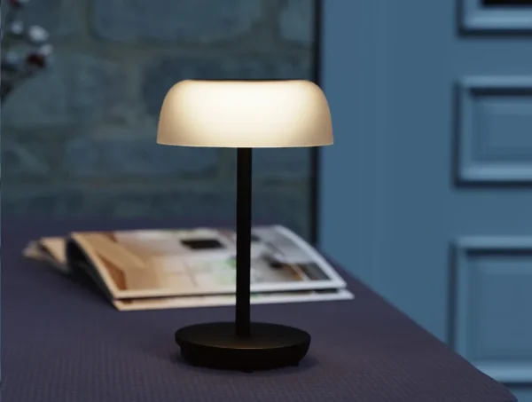 Synergy 21 LED Tischleuchte SOLAR/Akku, outdoor IP54, Touch Switch dimmbar, transparent-schwarz