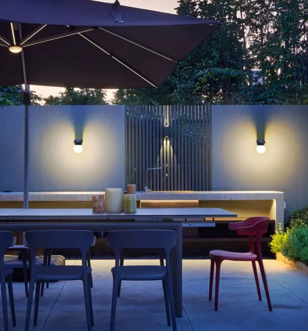 Synergy 21 LED Wand Akku Solar Lampe - Ball milky -