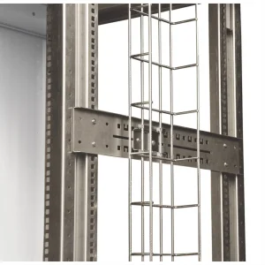 CONTEG 19"-Kabelpritsche zur vertikalen Kabelführung